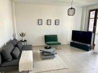 Sunny and modern appartment in the heart of Essen… - Annan üürile