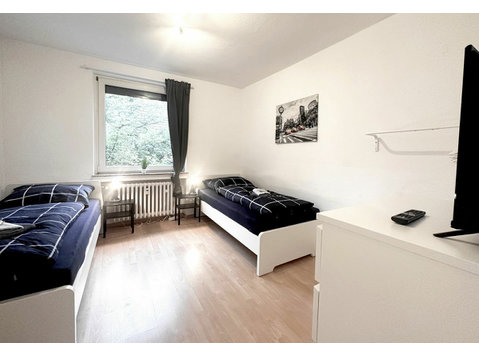 # VAZ Apartments E04 | Free WLAN | Küche - Zu Vermieten