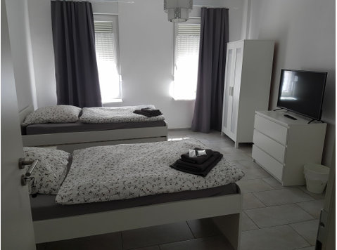Large fitter apartment for up to 5 people - Til Leie