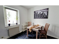 Quiet and spacious studio in the heart of Gelsenkirchen Buer - For Rent