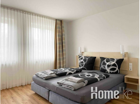 Stylish double bed room - Flatshare