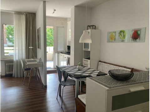 Very nice, well-kept, lovingly furnished one-room apartment… - Aluguel