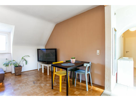 super central 2.5 room apartment 55 sqm - Aluguel