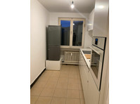 super central 2 room and full kitchen apartment 50 sqm - Aluguel