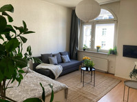 Efficient beautiful apartment, 8min bus central station… - Vuokralle