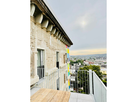 Luxury penthouse, central, breathtking view - For Rent