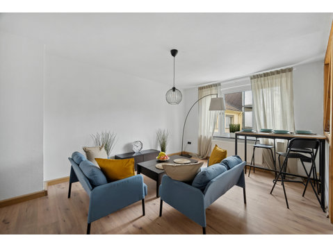 Spacious and modern 4BR Apt. with brand new bathroom+… - For Rent