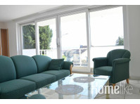 Centrally located apartment in Wuppertal 130 square meters… - 아파트
