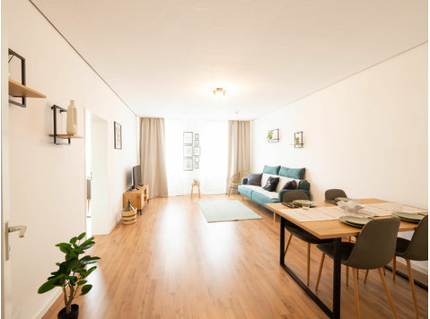 Apartment with Shared Terrace and Wi-Fi - For Rent