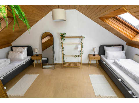 Fully equipped holiday home with garden and terrace - For Rent