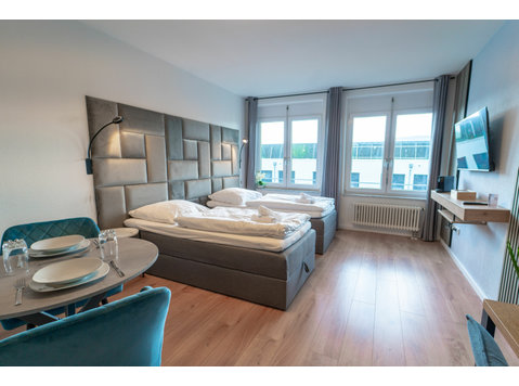 RANGE: Stylish Studio for 2 Kitchen Netflix & Wi-Fi - For Rent