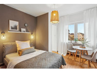 Large 4 room apartment Andernach,panoramic terrace,SmartTV - Te Huur