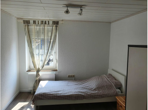 Große, ruhige Wohnung in Unnau - Zu Vermieten