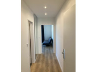 Beautiful, furnished 1 room apartment with EBK in Mainz - Te Huur