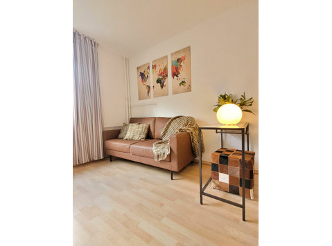 Bright, cozy apartment near the university - For Rent