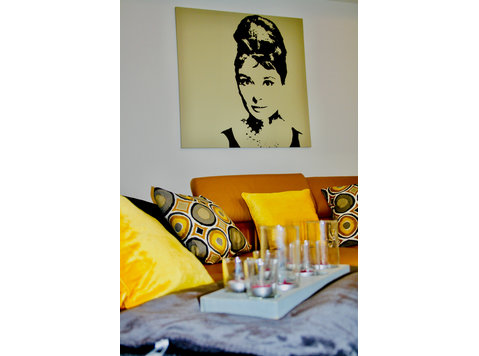 Charming & perfect suite - great view! - For Rent