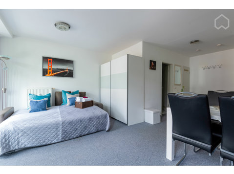 Modern, bright & comfortable 1 room apartment,… - Аренда