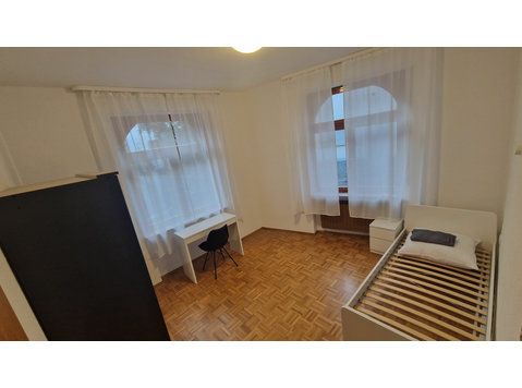 Charmantes & frisch Renoviertes Haus in Mainz - Zu Vermieten