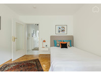 Stylish & high quality 1 bedroom apartment in Mainz - השכרה