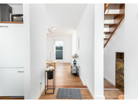 Schicke & zentrale Maisonette Wohnung mit City-View - Zu Vermieten