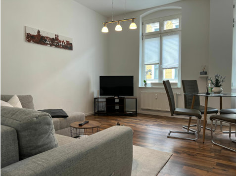 AKK1  2 Zimmer Apartment im Herzen Magdeburgs mit Balkon… - Aluguel