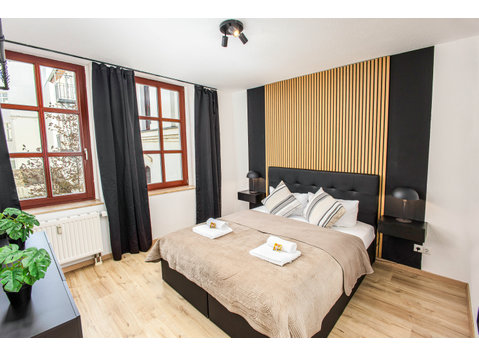 BROCKHEUS Apartments: Black Diamond Apartment - Center -… - For Rent