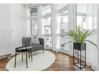 Beautiful apartment centrally located - 임대