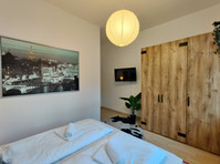 Comfortable 77sqm apartment for up to 6 people near the… - À louer
