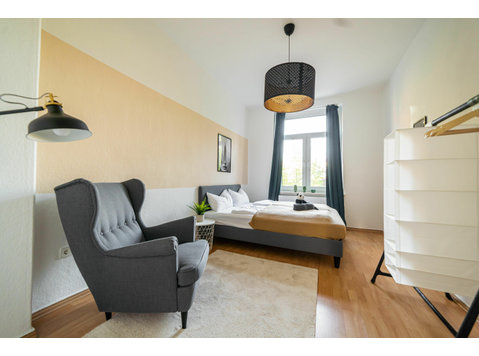 FULLHOUSE Deluxe Apartment mit zwei Schlafzimmern - Zu Vermieten