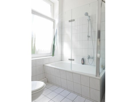 Feinste & ruhige Wohnung in Magdeburg - Zu Vermieten