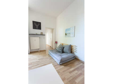 Feinste & ruhige Wohnung in Magdeburg - Zu Vermieten
