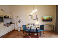 Pretty and charming apartment in Magdeburg - Izīrē