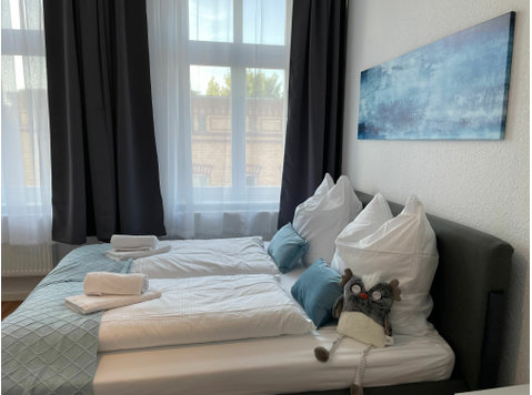 Spacious suite located in Magdeburg | central | bright |… - 出租