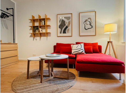 Studio-Apartment mit Boxspringbett, Smart-TV und… - Zu Vermieten