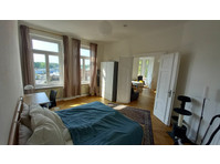 Sunny and spacious apartment in excellent location… - Zu Vermieten