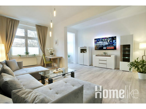 *furnished temporary living* close to the city, EBK, fast… - Apartamentos