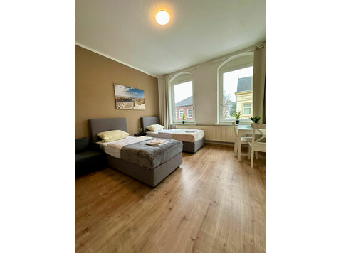 Arrive & Feel at Home – Your Room in Neumünster - For Rent