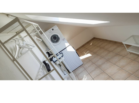 Bright and modern flat (Rellingen) - For Rent