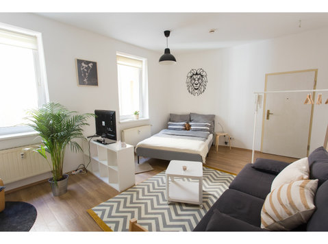 City RELAX Apartment - NETFLIX and WiFi included - Alquiler