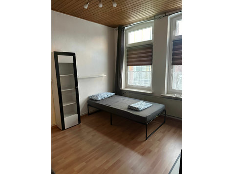 Häusliches & modisches Apartment in Heiligenstedtenerkamp - Zu Vermieten