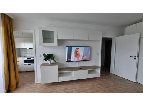 1-Zimmer-Wohnung mit Balkon und moderner Ausstattung in… - Zu Vermieten