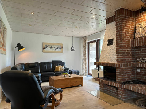 Stilvolles Domizil im Grünen - For Rent