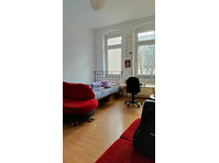 Studio apartment (Halle (Saale) - À louer