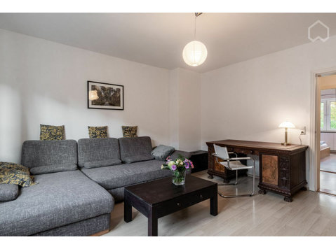 Charming and fashionable suite in Kiel - For Rent