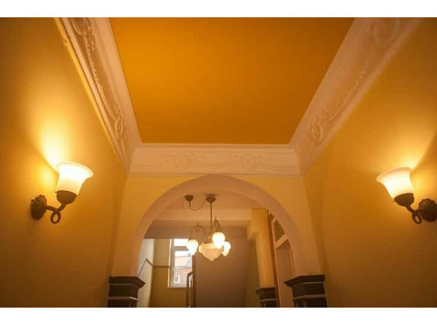 Charming old building apartment in Kiel Südfriedhof |… - Vuokralle