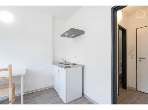 Cozy and bright apartment for students in Kiel - For Rent