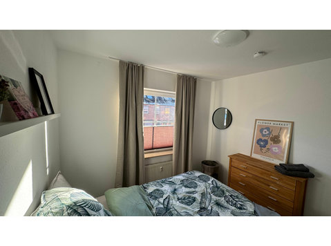 Gemütliche, moderne Wohnung mit separatem Schlafzimmer u.… - Zu Vermieten