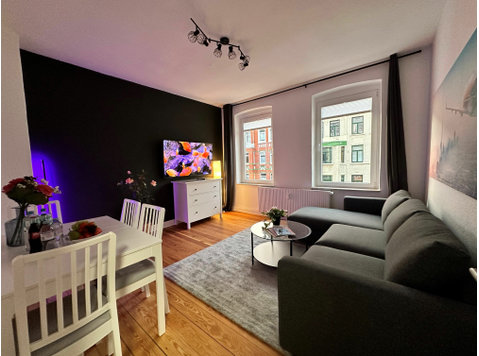 Furnished apartment in Kiel Mitte - Freshly renovated - Izīrē