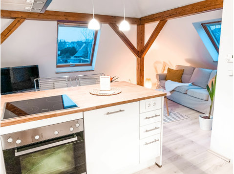 Stylish attic apartment in Kiel - Düsternbrook - For Rent