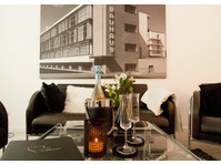 BAUHAUS Design luxury-apartment, 20s, with garden - کرائے کے لیۓ